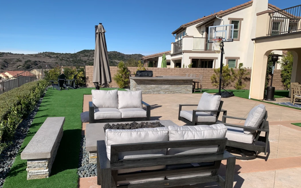 Paris cast aluminum deep seat patio