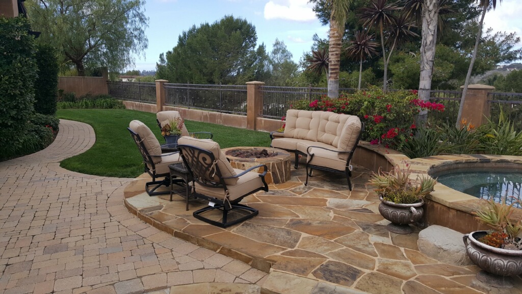 Bridgeton-curved sofa